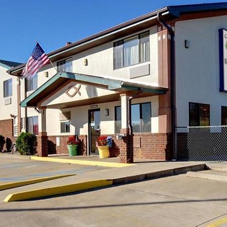 Cassville Four Seasons Inn & Suites Exteriér fotografie