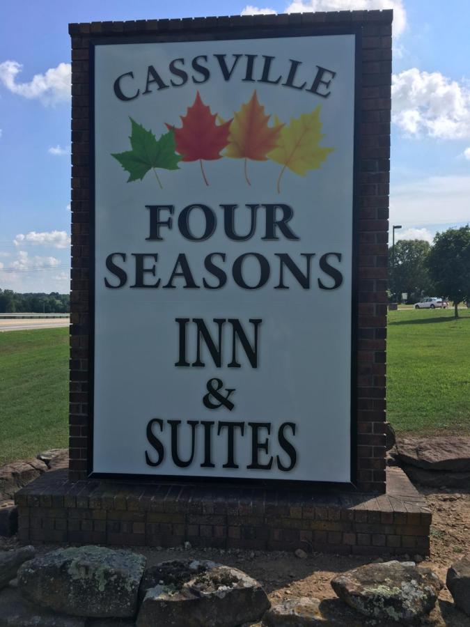 Cassville Four Seasons Inn & Suites Exteriér fotografie